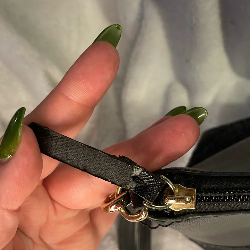 Kate Spade Black Glitter Crossbody Bag Two Way with Gold Hardware EUC - Picture 5 of 16